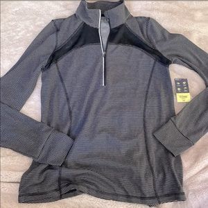 Women's xersion slim fit zip pullover